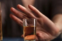 Uống rượu methanol nguy hiểm thế nào?