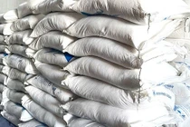 Gia Lai tạm giữ 100 bao đường tinh luyện nhập lậu