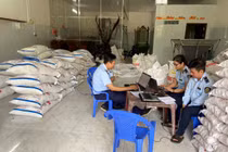 Phát hiện 50 bao đường cát nhập lậu tại tỉnh Đồng Tháp