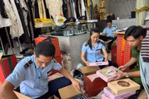 Phát hiện gần 4.000 bánh Trung thu không rõ nguồn gốc 