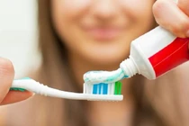 Đình chỉ lưu hành, thu hồi kem đánh răng Aquafresh