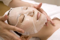 Làm thế nào để da luôn ẩm mượt, khỏe mạnh trong mùa thu?