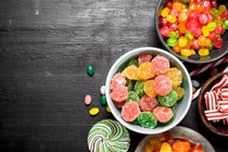 Bé gái suýt mất mạng vì ăn nhầm kẹo chứa cần sa