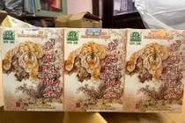 Dây chuyền sản xuất thuốc giả ở TP HCM bị triệt phá, thu hơn 13.000 sản phẩm