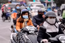 Ngành y tế khuyến cáo hạn chế ra ngoài khi trời lạnh để bảo vệ sức khỏe