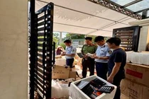 Xử phạt hơn 30 triệu đồng một cơ sở kinh doanh hàng nhập lậu