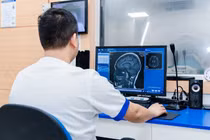 Nhận biết sớm dấu hiệu đau thần kinh chẩm, phòng ngừa biến chứng nguy hiểm