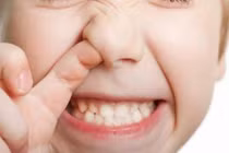 Phát hiện dị vật trong mũi bé gần 4 tuổi sau 2 ngày khó thở