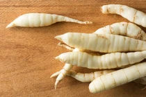 Lợi ích của củ dong trong chăm sóc sức khỏe