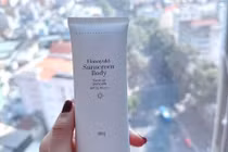 Đoàn Di Băng xin lỗi vụ kem chống nắng Hanayuki bị thu hồi