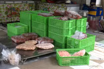 Phát hiện hơn 1,2 tấn thực phẩm không xuất xứ ở Hà Nam