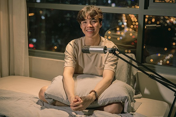 Tuy nhiên, sau đó, Tun Phạm lên tiếng phủ nhận thông tin này trong một video trên trang cá nhân, khẳng định bản thân là người tuân thủ pháp luật, đóng thuế đầy đủ. Ảnh: Vietnamnet