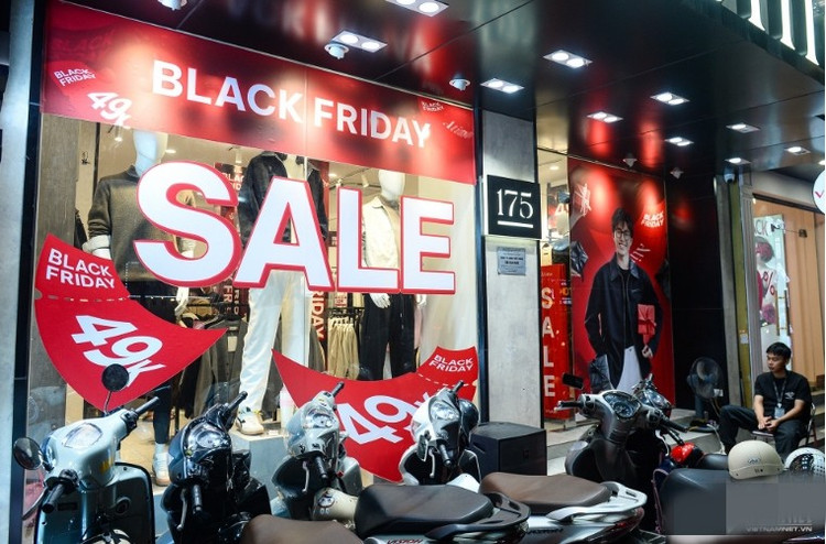 black-friday9.jpg