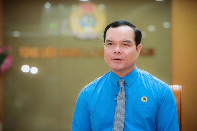 Xây dựng giai cấp công nhân vững mạnh vì sự phát triển của đất nước