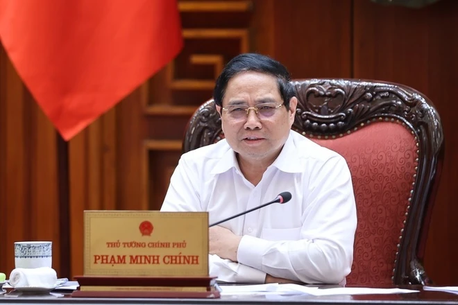 Chính phủ quyết định giảm loạt thuế đối với xăng, dầu