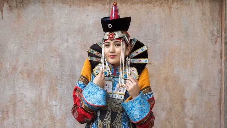 Những người phụ nữ Mông Cổ dưới thời Thành Cát Tư Hãn có quyền tự do rất lớn. Ảnh: Grunge.