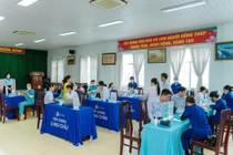 Long Châu đồng hành dự phòng sức khỏe cho đội ngũ y tế Bệnh viện Y học cổ truyền Đồng Tháp