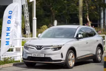 Vì sao nói tới xe gầm cao dưới 1 tỷ đồng là phải nghĩ ngay tới VinFast VF 8? 