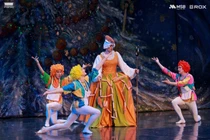 Nghệ sĩ Russian State Ballet thăng hoa trên sân khấu Nhà hát Hồ Gươm