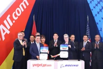 Chủ tịch nước Lương Cường chứng kiến Vietjet nhận tàu bay Boeing đầu tiên