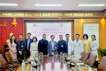 Bệnh viện Bạch Mai đào tạo nâng cao năng lực cấp cứu cho cán bộ y tế Long Châu