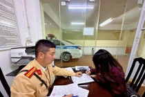 Danh tính nữ tài xế ô tô đi ngược chiều trên đường Võ Chí Công