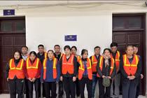 Bắt giữ ổ nhóm đánh bạc trên sông Hồng, thu giữ gần 100 triệu đồng