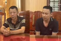 Bắt hai đối tượng khai thác khoáng sản trái phép ở Thanh Hóa