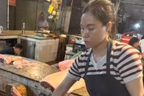 Khởi tố hai vợ chồng chuyên mổ lợn dịch bệnh bán cho người dân