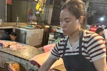 Khởi tố hai vợ chồng chuyên mổ lợn dịch bệnh bán cho người dân