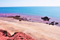 Đảo Hormuz và hiện tượng biển đỏ sau mưa: Bí ẩn và vẻ đẹp hoang sơ