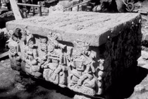 Phù điêu trên đá hé lộ sự thật động trời về nền văn minh Maya