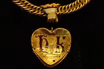 Vật phẩm cổ thời Tudor bất ngờ được tìm thấy sau 500 năm