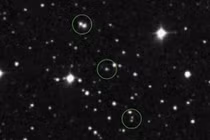 Phát hiện đốm sáng cổ xưa trên ảnh kính thiên văn có thể liên quan đến UFO