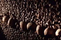 Bí mật rùng rợn trong hầm mộ Paris chôn giấu 6 triệu người