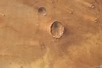 Sao Hỏa hé lộ hình ảnh con bướm qua hố va chạm đặc biệt