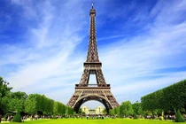 Hé lộ bí mật khiến tháp Eiffel cao thêm 15 cm mỗi mùa Hè