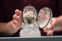 Quả trứng Phục sinh của Hoàng gia Nga lập kỷ lục đấu giá 30,2 triệu USD