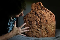 Phát hiện dấu tay 4.500 năm tuổi trong mộ cổ Ai Cập