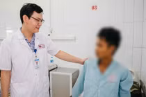 Nam bệnh nhân bị vỡ gan cấp độ 4 thoát cửa tử