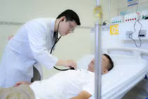 Cấp cứu thành công người đàn ông ngừng tim khi ăn tối 