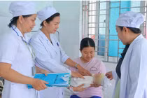 Chữa trị thành công nhau bong non thể nặng, cứu mẹ và bé tại Vĩnh Long