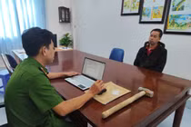 Người đàn ông đập phá hũ tro cốt vì ghen tuông tại Đồng Tháp