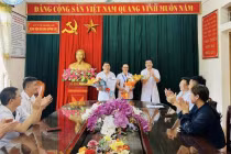 Cứu sống cháu bé ngừng tim do bị điện giật ở Nghệ An