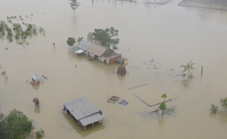 toàn cảnh ngập lụt