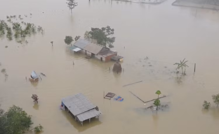 toàn cảnh ngập lụt