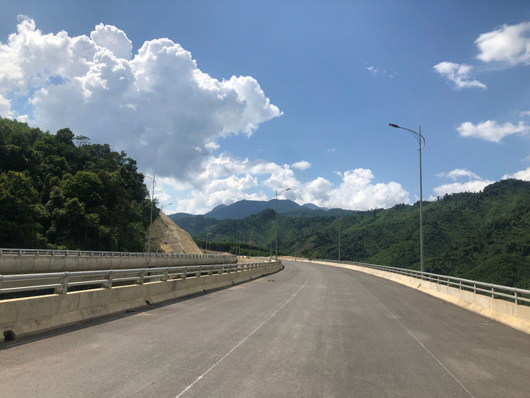 Theo kế hoạch từ nay đến cuối năm 2020, Bộ GTVT sẽ khởi công 7 dự án và khánh thành 24 dự án. Ảnh: VGP