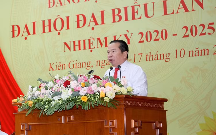 Chủ tịch UBND tỉnh Kiên Giang được bầu bầu giữ chức Bí thư Tỉnh uỷ - 2