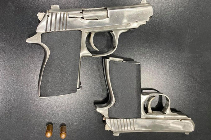 2 khẩu súng K59 do Trần Quốc Tân sản xuất chưa kịp mang đi tiêu thị bị công an thu giữ. Ảnh: Công an Hải Phòng cung cấp