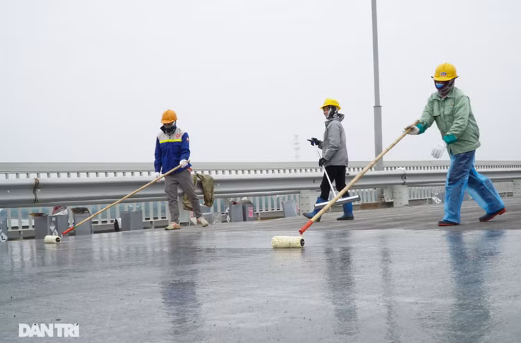 Những hình ảnh mới nhất của đại công trường sửa chữa mặt cầu Thăng Long - 8